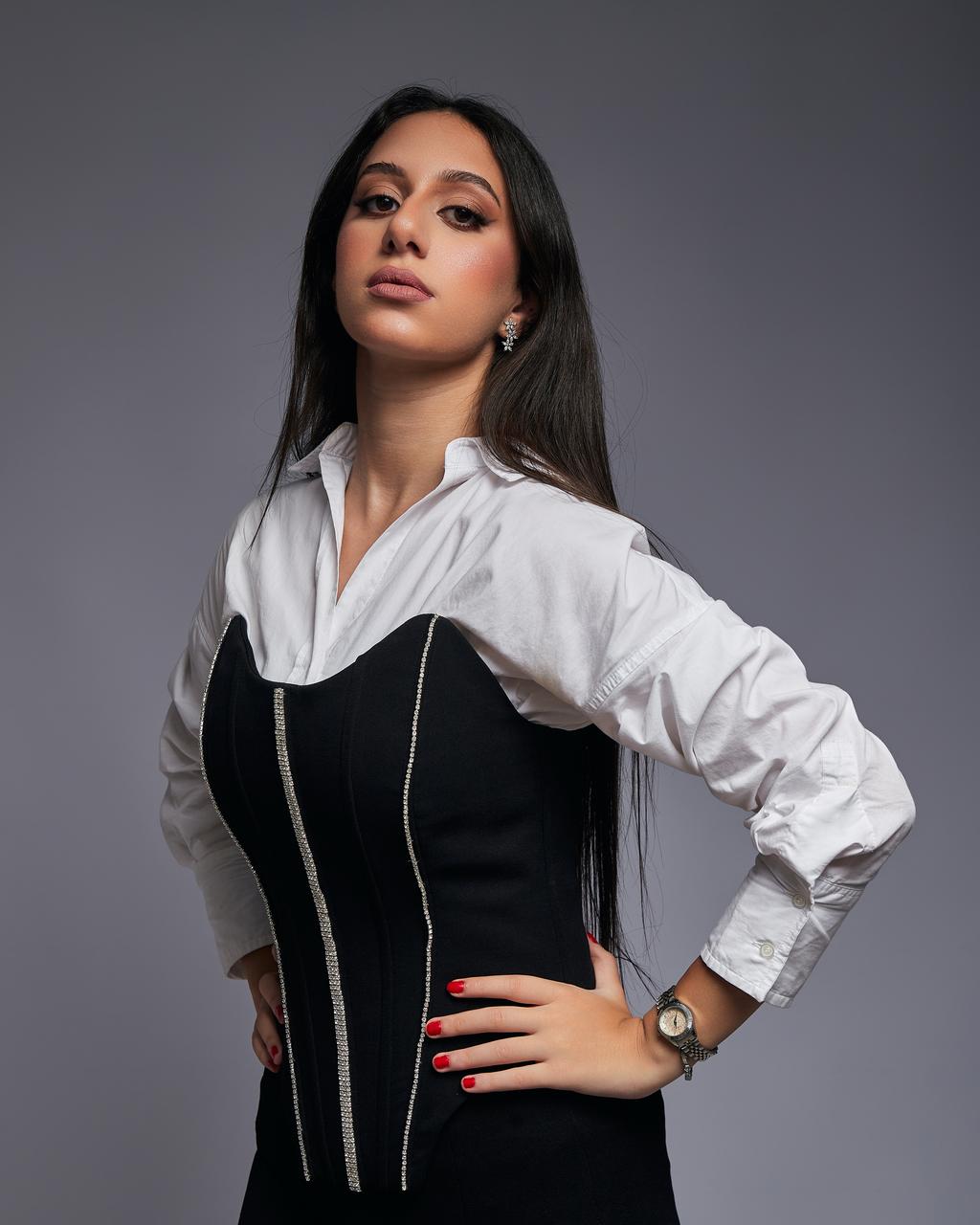 Black diamond corset